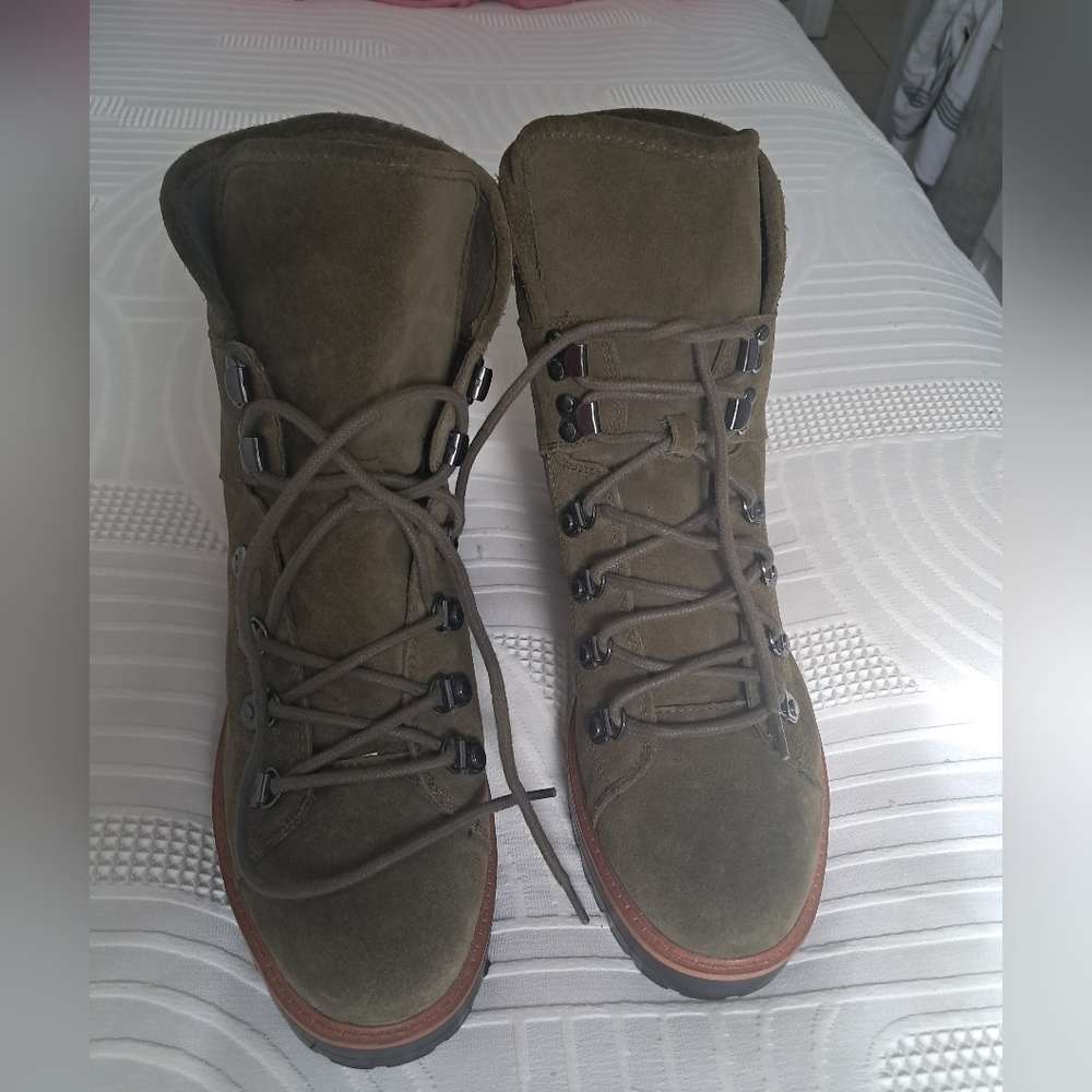 Marc Fisher Green Suede Boots with High-Top Design